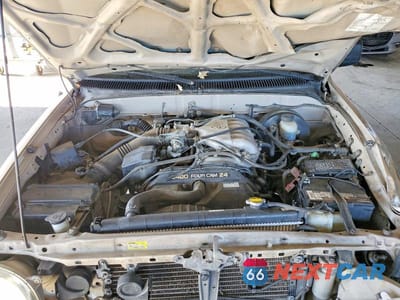 Zdjęcie 11 z 12 samochodu: 2002 TOYOTA TACOMA V6 VIN:5TEWN72N82Z044182 - miniatura