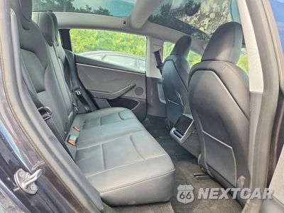 Zdjęcie 10 z 12 samochodu: 2025 TESLA MODEL 3 VIN:5YJ3E1EA5SF043033 - miniatura