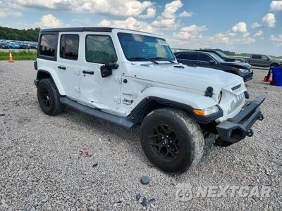 Czwarte zdjęcie samochodu z boku: 2019 JEEP WRANGLER UNLIMITED SAHARA VIN:1C4HJXEN3KW600279 - miniatura