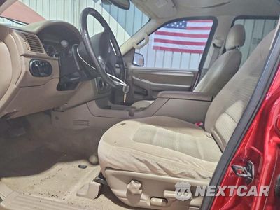 Zdjęcie 7 z 13 samochodu: 2004 FORD EXPLORER XLT VIN:1FMZU73K44UA55336 - miniatura