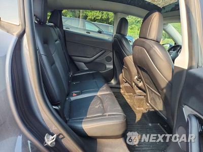 Zdjęcie 11 z 13 samochodu: 2021 TESLA MODEL Y VIN:5YJYGDEE3MF075745 - miniatura