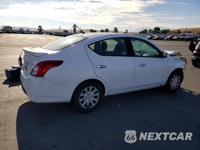 Trzecie zdjęcie samochodu z tyłu: 2019 NISSAN VERSA SV VIN:3N1CN7AP0KL877163 - miniatura