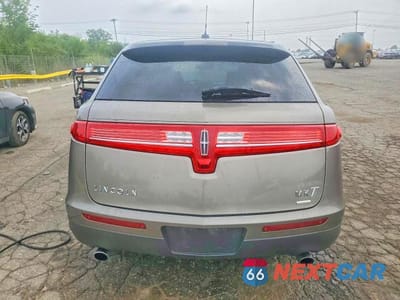 Zdjęcie 6 z 13 samochodu: 2012 LINCOLN MKT VIN:2LMHJ5AT8CBL53224 - miniatura