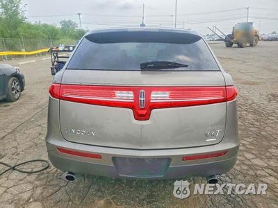 Zdjęcie 6 z 13 samochodu: 2012 LINCOLN MKT VIN:2LMHJ5AT8CBL53224 - miniatura