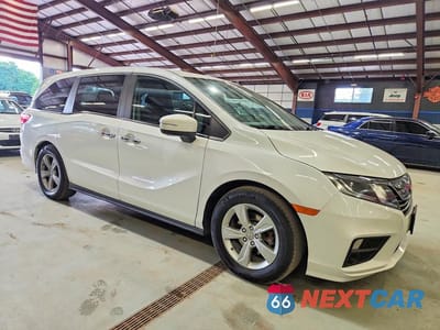 Czwarte zdjęcie samochodu z boku: 2020 HONDA ODYSSEY EXL VIN:5FNRL6H79LB051862 - miniatura
