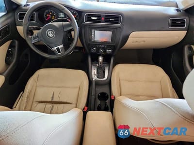Zdjęcie 8 z 12 samochodu: 2011 VOLKSWAGEN JETTA SE VIN:3VWDZ7AJ3BM354261 - miniatura
