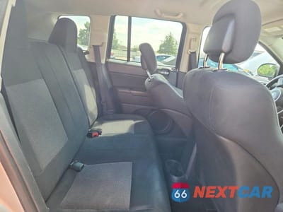 Zdjęcie 11 z 13 samochodu: 2012 JEEP COMPASS SPORT VIN:1C4NJDBB5CD562644 - miniatura