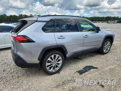 Trzecie zdjęcie samochodu z tyłu: 2020 TOYOTA RAV4 XLE PREMIUM VIN:JTMA1RFV4LJ031209 - miniatura