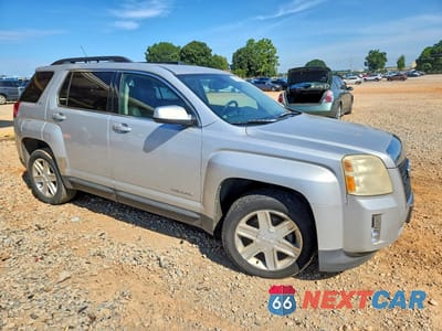 Czwarte zdjęcie samochodu z boku: 2011 GMC TERRAIN SLT VIN:2CTFLUE57B6286179 - miniatura