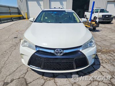 Piąte zdjęcie samochodu w środku: 2017 TOYOTA CAMRY XLE VIN:4T1BF1FK6HU754316 - miniatura