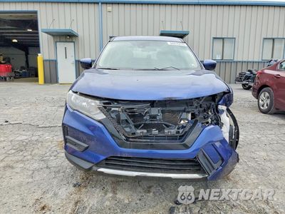 Piąte zdjęcie samochodu w środku: 2020 NISSAN ROGUE S VIN:5N1AT2MV8LC748491 - miniatura