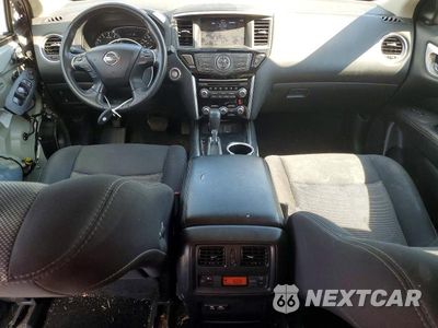 Zdjęcie 8 z 14 samochodu: 2019 NISSAN PATHFINDER SV VIN:5N1DR2MM6KC601488 - miniatura