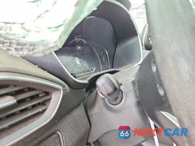 Zdjęcie 9 z 13 samochodu: 2019 HYUNDAI SANTA FE SEL 2.4L VIN:5NMS3CAD2KH130044 - miniatura