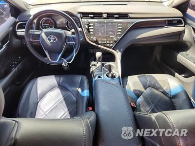 Zdjęcie 8 z 12 samochodu: 2018 TOYOTA CAMRY HYBRID XLE VIN:4T1B21HK7JU509152 - miniatura