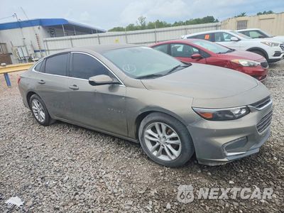 Czwarte zdjęcie samochodu z boku: 2017 CHEVROLET MALIBU LT VIN:1G1ZE5STXHF151491 - miniatura