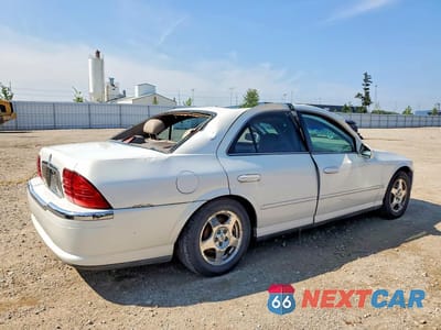 Trzecie zdjęcie samochodu z tyłu: 2000 LINCOLN LS VIN:1LNHM87A0YY782930 - miniatura