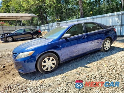 2010 TOYOTA CAMRY BASE 4T1BF3EK7AU531706 - główne zdjęcie licytacji z USA - miniatura