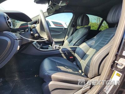Zdjęcie 7 z 12 samochodu: 2017 MERCEDES-BENZ E 300 4MATIC VIN:WDDZF4KB4HA041819 - miniatura