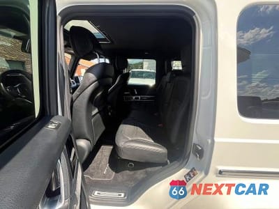 Zdjęcie 10 z 12 samochodu: 2019 MERCEDES-BENZ G 550 VIN:WDCYC6BJ7KX304790 - miniatura