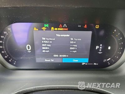 Zdjęcie 9 z 14 samochodu: 2022 VOLVO XC60 B5 MOMENTUM VIN:YV4L12RKXN1071229 - miniatura
