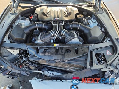 Zdjęcie 11 z 12 samochodu: 2014 BMW M5 VIN:WBSFV9C59ED593759 - miniatura