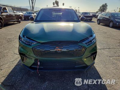 Piąte zdjęcie samochodu w środku: 2025 FORD MUSTANG MACH-E PREMIUM VIN:3FMTK3R74SMA33216 - miniatura