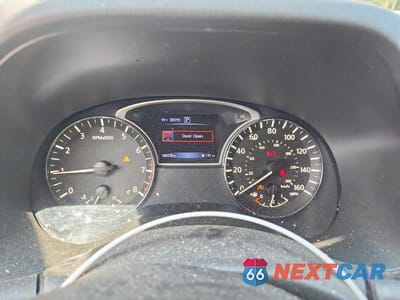 Zdjęcie 9 z 13 samochodu: 2018 NISSAN PATHFINDER SV VIN:5N1DR2MM2JC631554 - miniatura