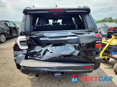 Zdjęcie 6 z 13 samochodu: 2025 TOYOTA 4RUNNER SR5 VIN:JTEVA5BR7S5045823 - miniatura