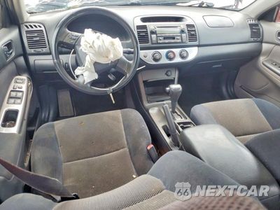 Zdjęcie 8 z 12 samochodu: 2005 TOYOTA CAMRY SE VIN:4T1BE32K95U032726 - miniatura
