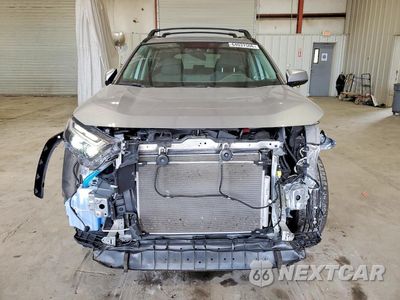 Piąte zdjęcie samochodu w środku: 2025 TOYOTA RAV4 XLE VIN:2T3P1RFV7SC503530 - miniatura