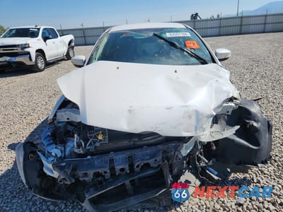 Piąte zdjęcie samochodu w środku: 2013 FORD FOCUS TITANIUM VIN:1FADP3J25DL263593 - miniatura