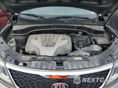 Zdjęcie 12 z 13 samochodu: 2014 KIA SORENTO LX VIN:5XYKTDA74EG530959 - miniatura