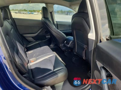Zdjęcie 11 z 14 samochodu: 2020 TESLA MODEL Y VIN:5YJYGDEF1LF000470 - miniatura