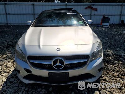 Piąte zdjęcie samochodu w środku: 2016 MERCEDES-BENZ CLA 250 4MATIC VIN:WDDSJ4GBXGN333958 - miniatura