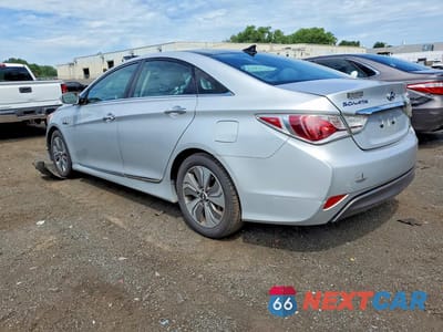 Drugie zdjęcie samochodu z przodu: 2015 HYUNDAI SONATA HYBRID LIMITED VIN:KMHEC4A42FA126218 - miniatura
