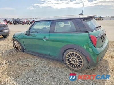 Drugie zdjęcie samochodu z przodu: 2025 MINI COOPER S VIN:WMW23GD02S2W33784 - miniatura
