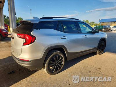 Trzecie zdjęcie samochodu z tyłu: 2020 GMC TERRAIN SLE VIN:3GKALMEV5LL345222 - miniatura