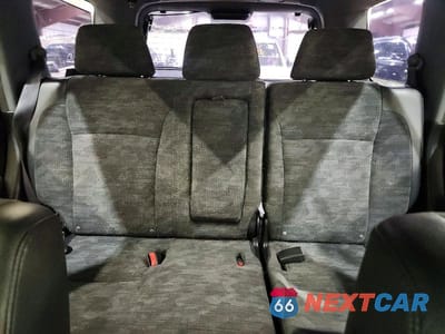 Zdjęcie 10 z 13 samochodu: 2002 HONDA CR-V VIN:JHLRD68422C021023 - miniatura