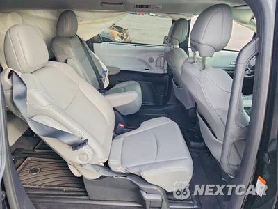 Zdjęcie 10 z 12 samochodu: 2026 TOYOTA SIENNA XLE 7-PASSENGER VIN:5TDYRKEC6TS333120 - miniatura