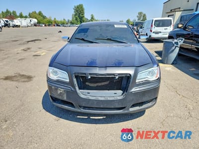 Piąte zdjęcie samochodu w środku: 2012 CHRYSLER 300 LIMITED VIN:2C3CCACG9CH195278 - miniatura