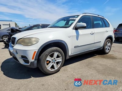 2013 BMW X5 XDRIVE35I 5UXZV4C53D0G50245 - główne zdjęcie licytacji z USA - miniatura