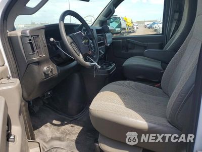 Zdjęcie 7 z 12 samochodu: 2025 CHEVROLET EXPRESS G2500 VIN:1GCWGAFP3S1101188 - miniatura