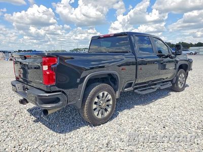 Trzecie zdjęcie samochodu z tyłu: 2024 CHEVROLET SILVERADO K2500 CUSTOM VIN:2GC4YMEY1R1264412 - miniatura