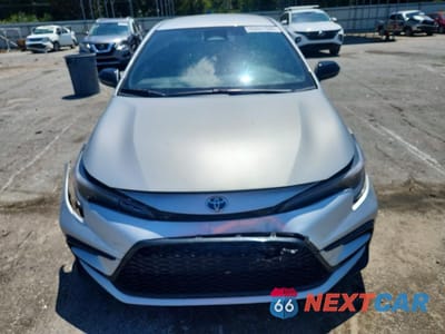 Piąte zdjęcie samochodu w środku: 2025 TOYOTA COROLLA HYBRID SE VIN:JTDBCMFEXS3090348 - miniatura