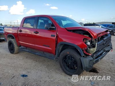 Czwarte zdjęcie samochodu z boku: 2020 TOYOTA TUNDRA SR5 VIN:5TFDY5F17LX879127 - miniatura