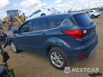 Drugie zdjęcie samochodu z przodu: 2019 FORD ESCAPE SE VIN:1FMCU9GD2KUA16982 - miniatura