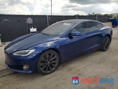 2017 TESLA MODEL S 5YJSA1E21HF207063 - główne zdjęcie licytacji z USA - miniatura