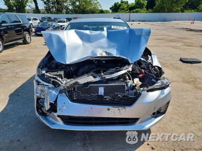 Piąte zdjęcie samochodu w środku: 2018 SUBARU IMPREZA SPORT VIN:4S3GTAK60J3705619 - miniatura