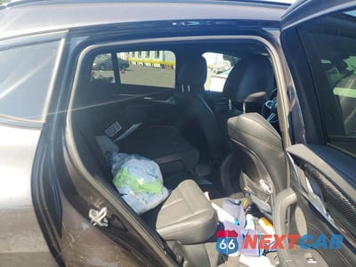 Zdjęcie 10 z 12 samochodu: 2023 BMW X4 M VIN:5YM23EC02P9T18059 - miniatura