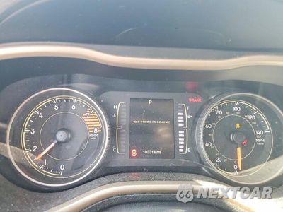 Zdjęcie 9 z 14 samochodu: 2017 JEEP CHEROKEE LATITUDE VIN:1C4PJMCS8HW500562 - miniatura